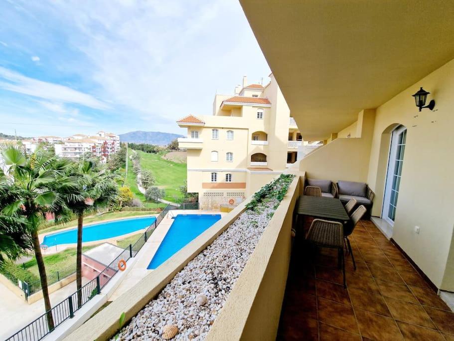 Ferienwohnung Royal Golf View: 2Br, Pools & Ac Sitio de Calahonda Exterior foto