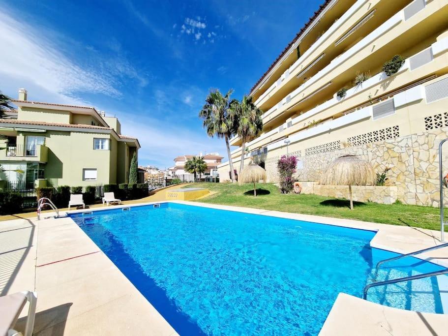 Ferienwohnung Royal Golf View: 2Br, Pools & Ac Sitio de Calahonda Exterior foto
