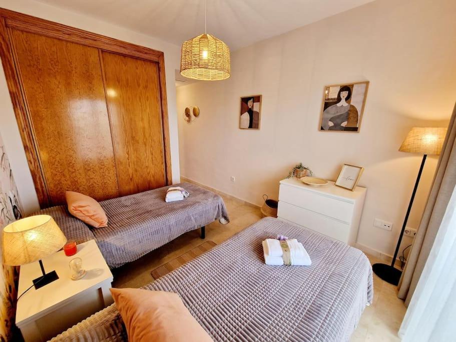 Ferienwohnung Royal Golf View: 2Br, Pools & Ac Sitio de Calahonda Exterior foto